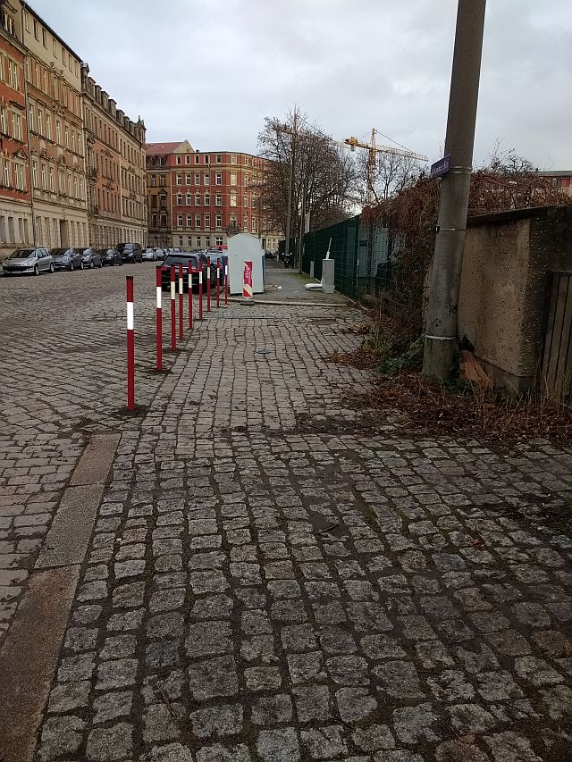 Fußweg Altonaer Straße 2017